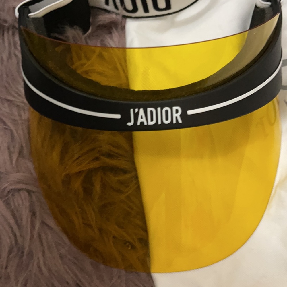 Dior visor in yellow color - Picture 5 of 5